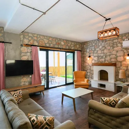 2 Bedroom Private With Infinity Pool And Sea View Вилла *
